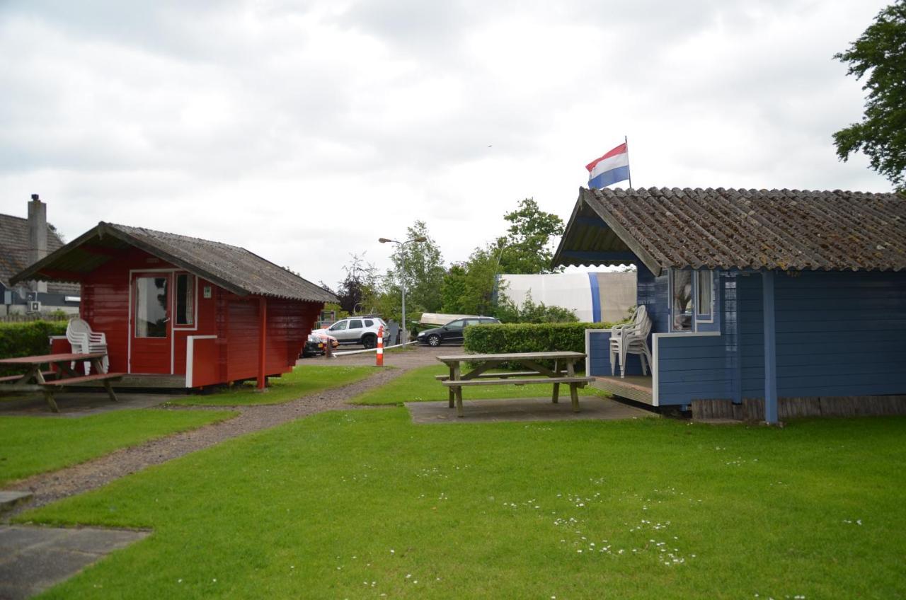 Camping Kleine Belterwijde, Trekkershut Exterior photo